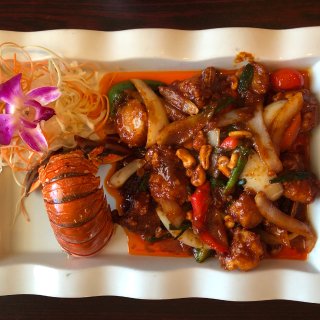 燃烧🔥 Thai food 美味龙虾尾🦞...