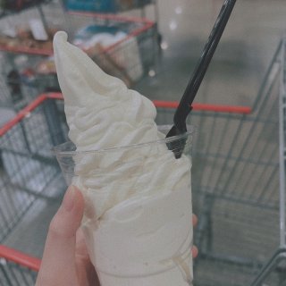 Costco的冰淇淋混搭：百香果冰淇淋、...