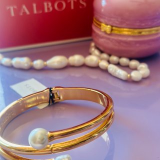 Talbots小羊毛：珍珠手环😀...