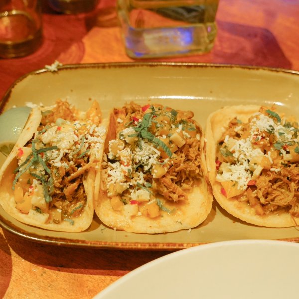 DUCK CARNITAS TACOS