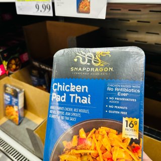 Costco 速餐：鸡肉Pad thai...