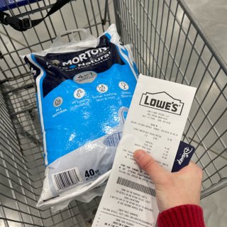 $20刚好买Lowe‘s的两包盐，谢谢好...