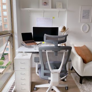 Standing Desks - Height Adjustable Smart Desk | Autonomous