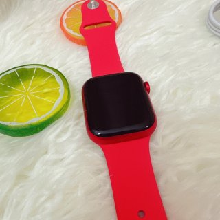 红红火火的Apple Watch 8🔥...