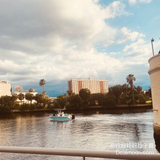 Tampa Riverwalk