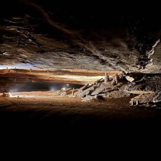 马伦戈洞穴探险@印第安纳...