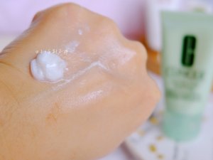 Clinique 液体洁面皂vs净透泡沫洁面乳