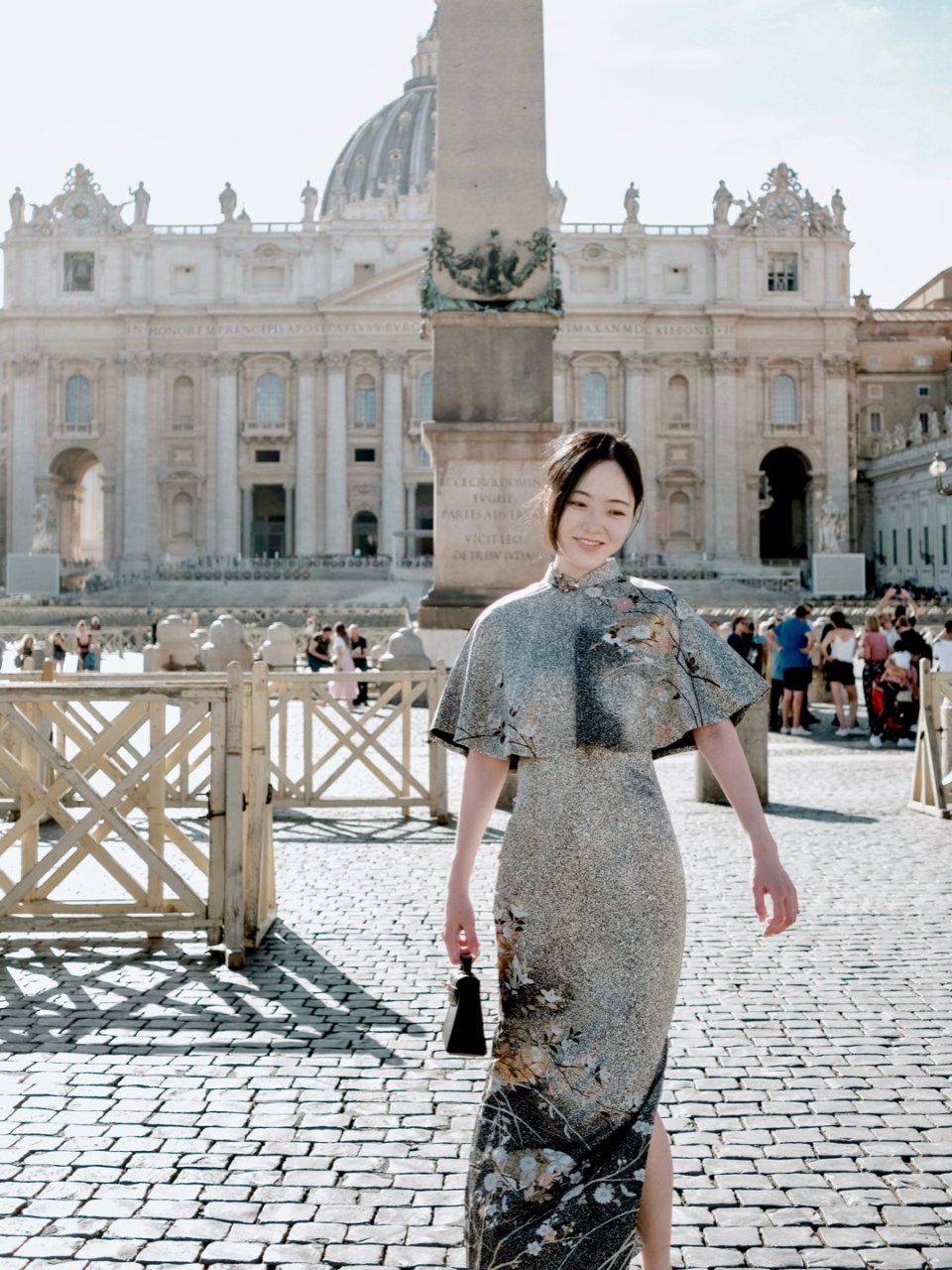 旗袍与梵蒂冈