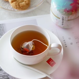 降温了，喝一杯暖暖的红糖姜枣茶...