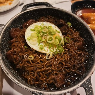 终于安排上了‼️传说中纽约最好吃的韩餐🫣...
