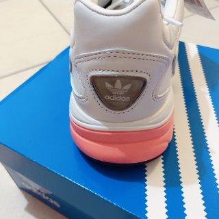 Adidas老爹鞋