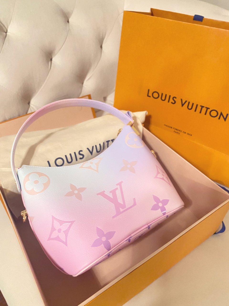 Louis Vuitton Marshm...