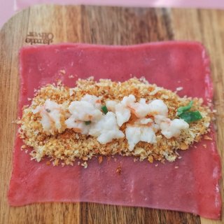 让胃去旅行 | 复刻金沙海虾红曲米肠粉...