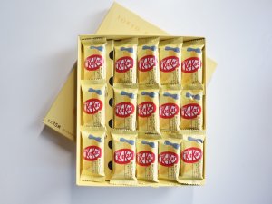 KitKat & 东京香蕉 限定版威化饼