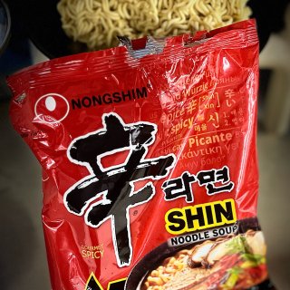 农心辛拉面 香菇牛肉面...