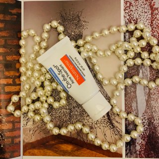 Neutrogena 露得清,消炎祛痘