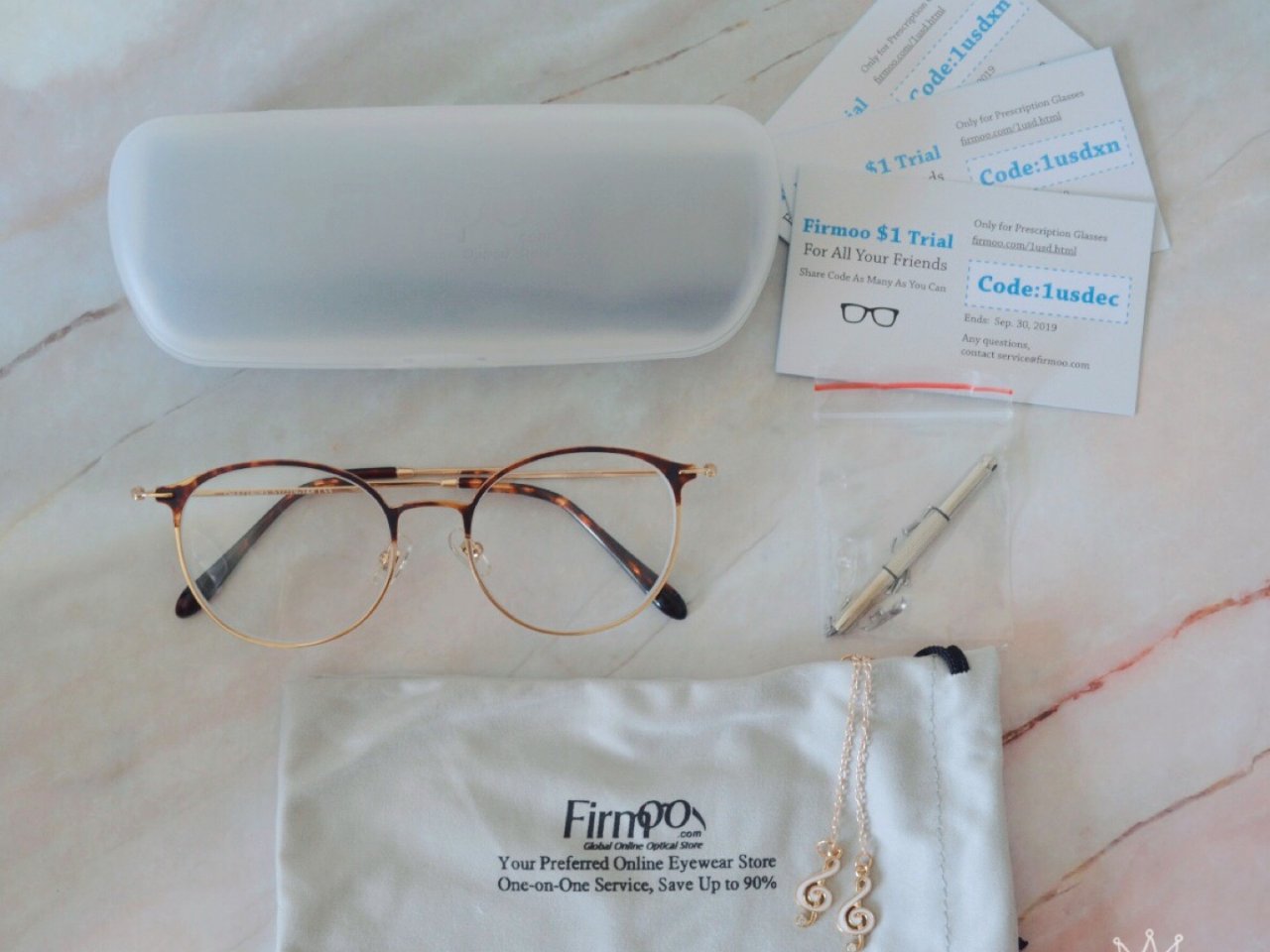 YSL1718085M款式,小配件,友好的优惠卷,眼镜盒,眼镜布袋,送的眼镜链,Firmoo