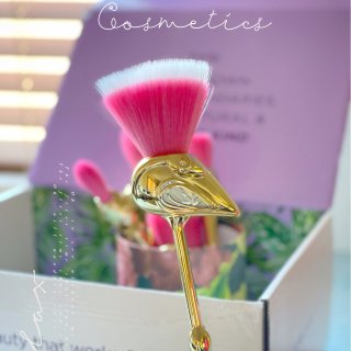 Tarte 火烈鸟🦩化妆刷，颜值在线，热...