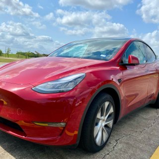 2021年买的Tesla，一年后怎样了？...