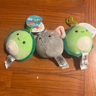 新一年给三个买了些小可爱：乌龟🐢与大象🐘...