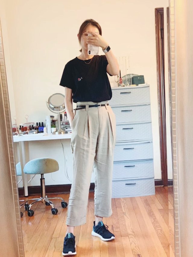 今天开心来晒个ootd吧ღ( ´･...