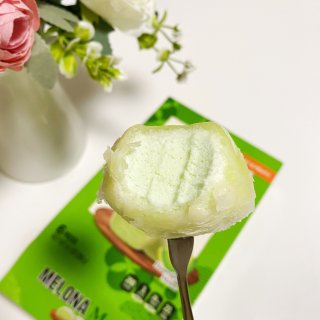 Melona哈密瓜味🍈的年糕冰淇淋好吃吗...