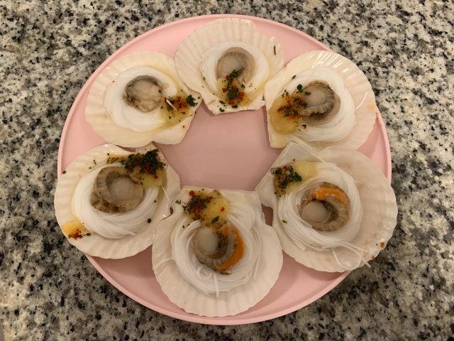 夜黑风高烤扇贝