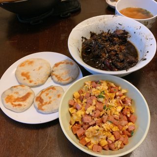 梅干菜烧肉饼