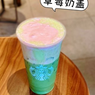 春天的配色 ｜抹茶拿铁🍵 ➕ 草莓奶盖🍓...