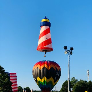 Philly Balloon& Musi...