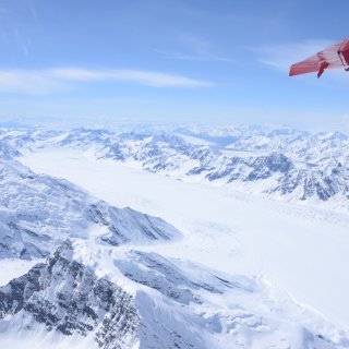 阿拉斯加 坐K2家小飞机观赏北美最高峰 ...