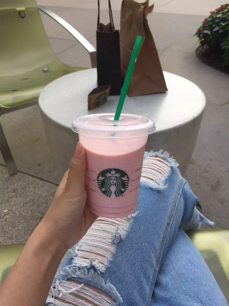 春天要粉粉哒,Starbucks 星巴克,pink drink