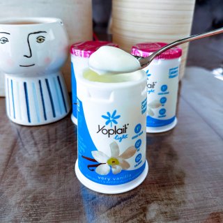 【健康饮食】今日份的酸奶好像冰淇淋一样...