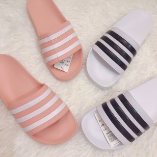 Adidas情侣网红拖鞋...