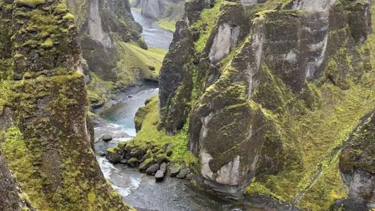 Iceland -火山，瀑布，温泉，冰川，极光，冰岛16天环岛攻略—13