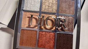Dior 專業後台眼影！