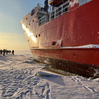 芬兰｜总要坐一次破冰船，去看一次日出吧...