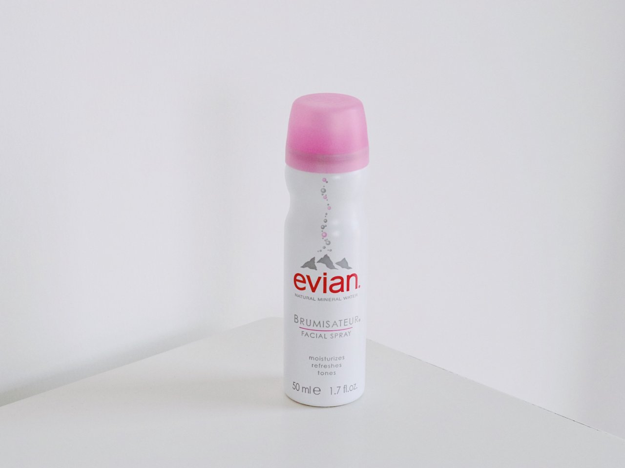 无限回购的 Evian依云 水喷雾💧...