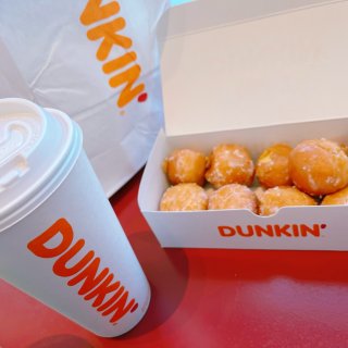 Dunkin’ Donuts甜甜圈...