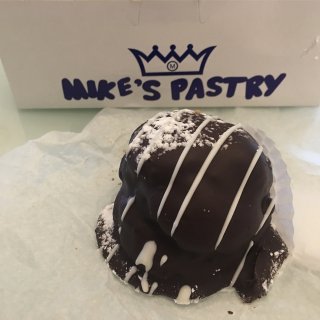 Boston Mike‘s Pastry...