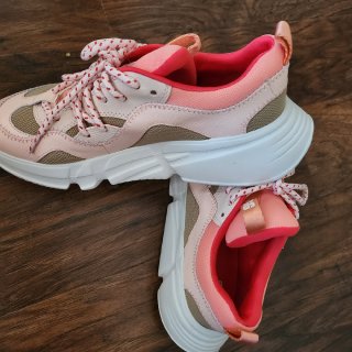 💋粉色的鞋💝