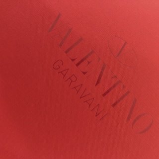 Valentino 华伦天奴,410英镑