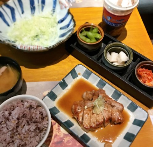 小菜的泡菜甜甜的很好吃...