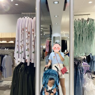 夏日清凉去逛mall...