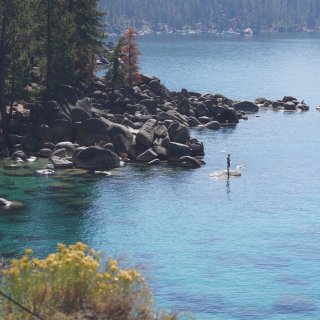 Lake Tahoe的湖光山色与落日余晖...