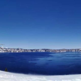Crater Lake —那一抹蓝...