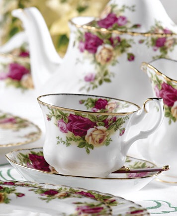 Royal Albert Old Country Roses 茶杯碟子套组