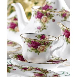 $14.99 Royal Albert Old Country Roses 茶杯碟子套组