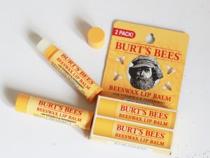 Burt's Bees 护唇膏