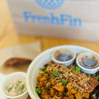 Freshfin 🥡： 照烧三文鱼pok...